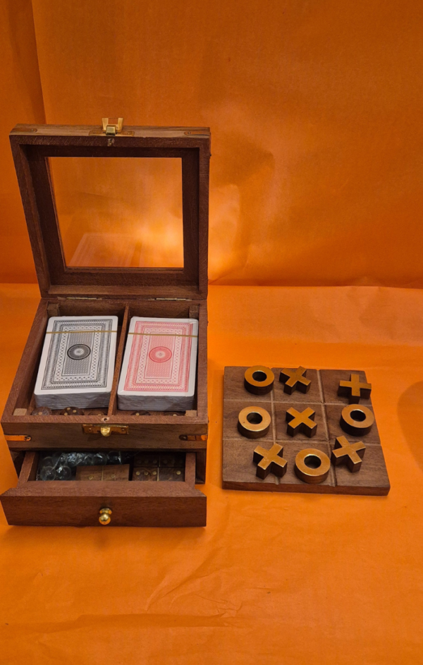 5 IN 1 WOOD GAME GIFT SET - Image 4